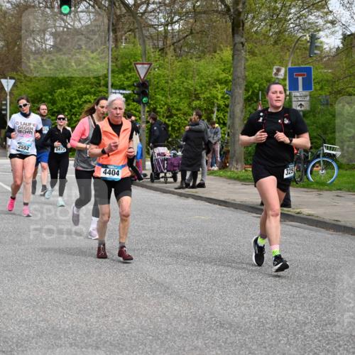 12.04.2026 - 45. Internationalen Wilhelmsburger Insellauf J. Mangold http://msf.ph/oto/9517742 12.04.2026 13:21:28 Ziel 5716, 4319, 5297, 4878, 5484, 2692, 4444, 4800, 4047, 2175, 3402, 5482, 4017, 3676, 2628, 3251, 5201, 3109, 4404, 4362, 2473, 2552, 2130, 2840, 3998, 5462, 5205, 4809, 2002 meine-sportfotos.de
