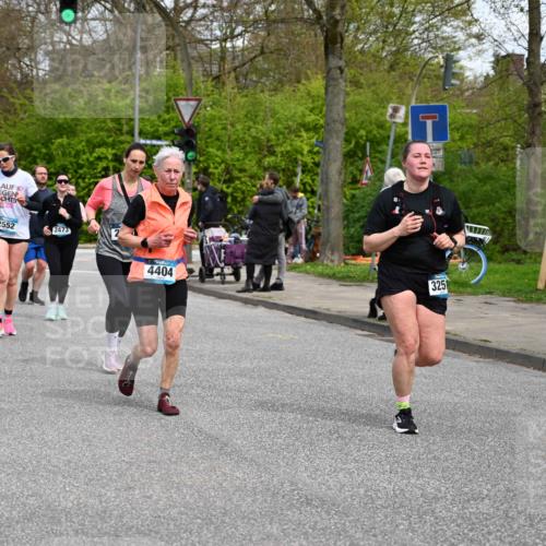 12.04.2026 - 45. Internationalen Wilhelmsburger Insellauf J. Mangold http://msf.ph/oto/9517744 12.04.2026 13:21:28 Ziel 5716, 4319, 5297, 4878, 5484, 2692, 4444, 4800, 4047, 2175, 3402, 5482, 4017, 3676, 2628, 3251, 5201, 3109, 4404, 4362, 2473, 2552, 2130, 2840, 3998, 5462, 5205, 4809, 2002 meine-sportfotos.de