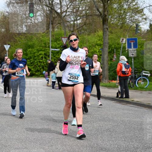 12.04.2026 - 45. Internationalen Wilhelmsburger Insellauf J. Mangold http://msf.ph/oto/9517765 12.04.2026 13:21:32 Ziel 5297, 4878, 5484, 2692, 4444, 4800, 4047, 2175, 3402, 5482, 4017, 3676, 2628, 3251, 5201, 3109, 4404, 4362, 2473, 2552, 2552, 2130, 2840, 3998, 5462, 5205, 4809, 2002, 2332 meine-sportfotos.de