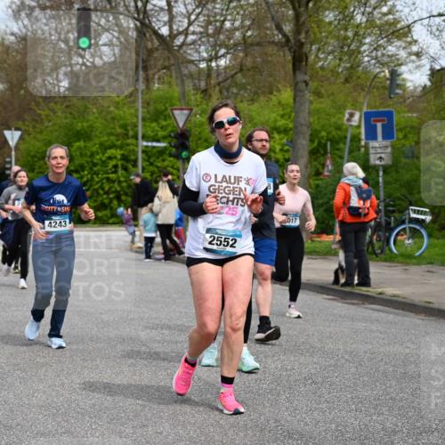 12.04.2026 - 45. Internationalen Wilhelmsburger Insellauf J. Mangold http://msf.ph/oto/9517767 12.04.2026 13:21:32 Ziel 5297, 4878, 5484, 2692, 4444, 4800, 4047, 2175, 3402, 5482, 4017, 3676, 2628, 3251, 5201, 3109, 4404, 4362, 2473, 2552, 2552, 2130, 2840, 3998, 5462, 5205, 4809, 2002, 2332 meine-sportfotos.de
