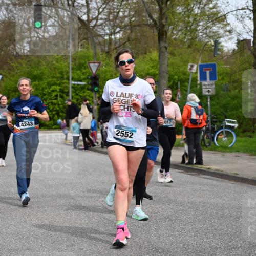 12.04.2026 - 45. Internationalen Wilhelmsburger Insellauf J. Mangold http://msf.ph/oto/9517769 12.04.2026 13:21:32 Ziel 5297, 4878, 5484, 2692, 4444, 4800, 4047, 2175, 3402, 5482, 4017, 3676, 2628, 3251, 5201, 3109, 4404, 4362, 2473, 2552, 2552, 2130, 2840, 3998, 5462, 5205, 4809, 2002, 2332 meine-sportfotos.de