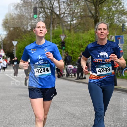 12.04.2026 - 45. Internationalen Wilhelmsburger Insellauf J. Mangold http://msf.ph/oto/9517786 12.04.2026 13:21:34 Ziel 4878, 5484, 2692, 4444, 4800, 4047, 2175, 3402, 5482, 4017, 3676, 3676, 2628, 3251, 5201, 3109, 4404, 4362, 2473, 2552, 2130, 2840, 3998, 5462, 5205, 4809, 2002, 2332 meine-sportfotos.de