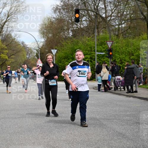 12.04.2026 - 45. Internationalen Wilhelmsburger Insellauf J. Mangold http://msf.ph/oto/9517824 12.04.2026 13:21:39 Ziel 4444, 4800, 4047, 2175, 3402, 5482, 4017, 3676, 2628, 3251, 5201, 3109, 4404, 4362, 2473, 2552, 2130, 2840, 3998, 5462, 5205, 4809, 4809, 2002, 2332, 2116, 3581, 3235, 3915 meine-sportfotos.de