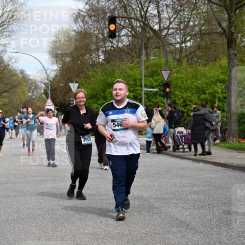 12.04.2026 - 45. Internationalen Wilhelmsburger Insellauf J. Mangold http://msf.ph/oto/9517828 12.04.2026 13:21:40 Ziel 4444, 4800, 4047, 2175, 3402, 5482, 4017, 3676, 2628, 3251, 5201, 3109, 4404, 4362, 2473, 2552, 2130, 2840, 3998, 5462, 5205, 4809, 2002, 2002, 2332, 2116, 3581, 3235, 3915 meine-sportfotos.de