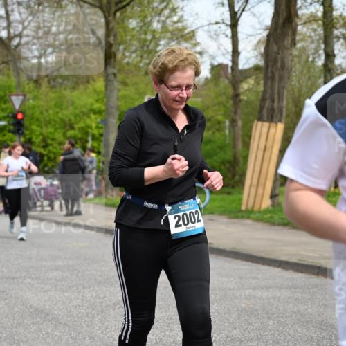 12.04.2026 - 45. Internationalen Wilhelmsburger Insellauf J. Mangold http://msf.ph/oto/9517841 12.04.2026 13:21:42 Ziel 4800, 4047, 2175, 3402, 5482, 4017, 3676, 2628, 3251, 5201, 3109, 4404, 4362, 2473, 4362, 2473, 2552, 2130, 2840, 3998, 5462, 5205, 4809, 2002, 2332, 2116, 3581, 3235, 3915, 5080, 4348, 5085, 3603, 3602 meine-sportfotos.de