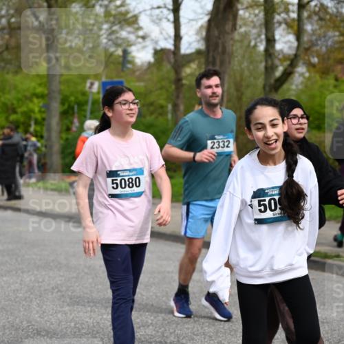 12.04.2026 - 45. Internationalen Wilhelmsburger Insellauf J. Mangold http://msf.ph/oto/9517873 12.04.2026 13:21:49 Ziel 5482, 4017, 3676, 2628, 3251, 5201, 3109, 4404, 4362, 2473, 2552, 2130, 2840, 3998, 5462, 5205, 4809, 2002, 2332, 2116, 2116, 3581, 3235, 3915, 5080, 4348, 5085, 3603, 3602, 5092, 2246, 5192, 5171, 3162, 4443, 4442, 3746 meine-sportfotos.de