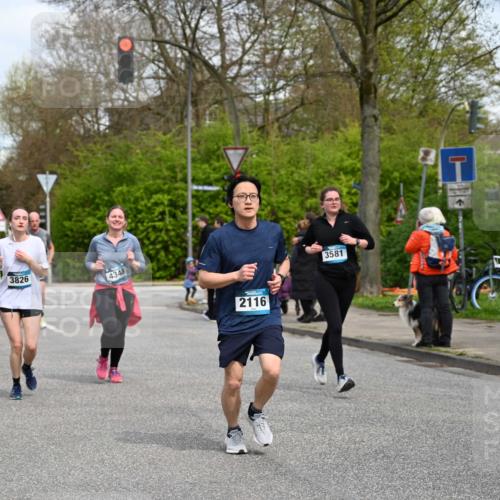 12.04.2026 - 45. Internationalen Wilhelmsburger Insellauf J. Mangold http://msf.ph/oto/9517876 12.04.2026 13:21:54 Ziel 4017, 3676, 2628, 3251, 5201, 3109, 4404, 4362, 2473, 2552, 2130, 2840, 3998, 5462, 5205, 4809, 2002, 2332, 2116, 3581, 3235, 3915, 5080, 4348, 5085, 3603, 3602, 3603, 3602, 5092, 2246, 5192, 5171, 3162, 4443, 4442, 3746, 5290, 3057, 3667, 5304 meine-sportfotos.de