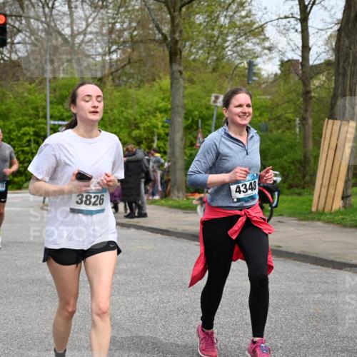 12.04.2026 - 45. Internationalen Wilhelmsburger Insellauf J. Mangold http://msf.ph/oto/9517903 12.04.2026 13:21:57 Ziel 3676, 2628, 3251, 5201, 3109, 4404, 4362, 2473, 2552, 2130, 2840, 3998, 5462, 5205, 4809, 2002, 2332, 2116, 3581, 3235, 3915, 5080, 4348, 5085, 3603, 3602, 5092, 5092, 2246, 5192, 5171, 3162, 4443, 4442, 3746, 5290, 3057, 3667, 5304, 4210 meine-sportfotos.de