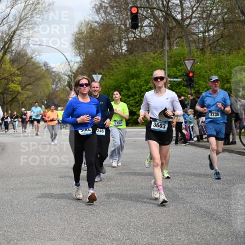 12.04.2026 - 45. Internationalen Wilhelmsburger Insellauf J. Mangold http://msf.ph/oto/9517906 12.04.2026 13:21:58 Ziel 3676, 2628, 3251, 5201, 3109, 4404, 4362, 2473, 2552, 2130, 2840, 3998, 5462, 5205, 4809, 2002, 2332, 2116, 3581, 3235, 3915, 5080, 4348, 5085, 3603, 3602, 5092, 2246, 5192, 5171, 3162, 4443, 4442, 3746, 5290, 3057, 3667, 5304, 4210 meine-sportfotos.de