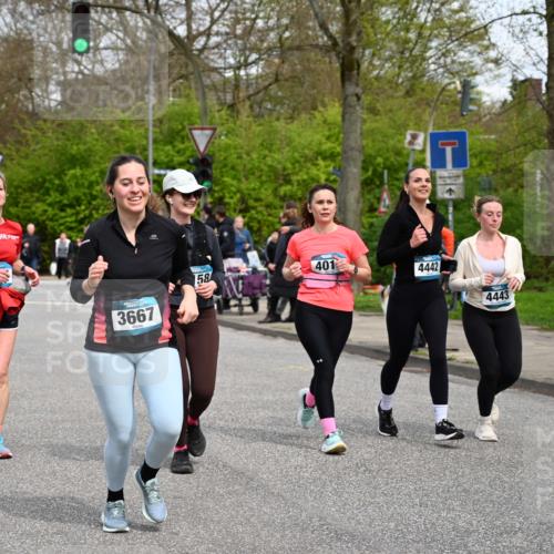 12.04.2026 - 45. Internationalen Wilhelmsburger Insellauf J. Mangold http://msf.ph/oto/9517976 12.04.2026 13:22:15 Ziel 5205, 4809, 2002, 2332, 2116, 3581, 3235, 3915, 5080, 4348, 5085, 3603, 3602, 5092, 2246, 5192, 5171, 3162, 4443, 4442, 3746, 5290, 3057, 3057, 3667, 5304, 4210, 4014, 2158, 5314 meine-sportfotos.de