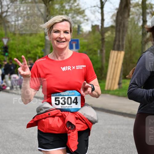 12.04.2026 - 45. Internationalen Wilhelmsburger Insellauf J. Mangold http://msf.ph/oto/9517999 12.04.2026 13:22:17 Ziel 2002, 2332, 2116, 3581, 3235, 3915, 5080, 4348, 5085, 3603, 3602, 5092, 2246, 5192, 5171, 3162, 4443, 4442, 3746, 5290, 3057, 3667, 5304, 4210, 4014, 2158, 5314, 4557 meine-sportfotos.de