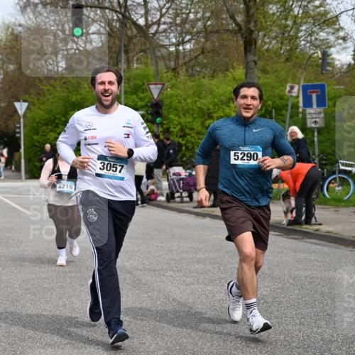 12.04.2026 - 45. Internationalen Wilhelmsburger Insellauf J. Mangold http://msf.ph/oto/9518008 12.04.2026 13:22:19 Ziel 2332, 2116, 3581, 3235, 3915, 5080, 4348, 5085, 3603, 3602, 5092, 2246, 5192, 5171, 3162, 4443, 4442, 3746, 5290, 3057, 3667, 5304, 4210, 4210, 4014, 2158, 5314, 4557, 2153 meine-sportfotos.de