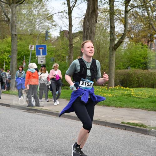 12.04.2026 - 45. Internationalen Wilhelmsburger Insellauf J. Mangold http://msf.ph/oto/9518040 12.04.2026 13:22:42 Ziel 4210, 4014, 2158, 5314, 4557, 2153, 5262, 4593, 4708, 3774, 4358, 5223, 3336, 3783 meine-sportfotos.de