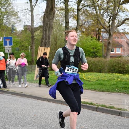 12.04.2026 - 45. Internationalen Wilhelmsburger Insellauf J. Mangold http://msf.ph/oto/9518043 12.04.2026 13:22:42 Ziel 4210, 4014, 2158, 5314, 4557, 2153, 5262, 4593, 4708, 3774, 4358, 5223, 3336, 3783 meine-sportfotos.de