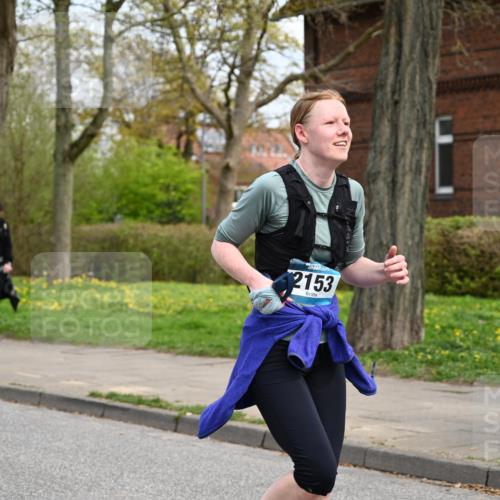 12.04.2026 - 45. Internationalen Wilhelmsburger Insellauf J. Mangold http://msf.ph/oto/9518048 12.04.2026 13:22:42 Ziel 4210, 4014, 2158, 5314, 4557, 2153, 5262, 4593, 4708, 3774, 4358, 5223, 3336, 3783 meine-sportfotos.de