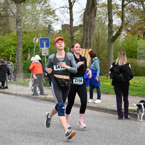 12.04.2026 - 45. Internationalen Wilhelmsburger Insellauf J. Mangold http://msf.ph/oto/9518091 12.04.2026 13:22:50 Ziel 2158, 5314, 4557, 2153, 5262, 4593, 4708, 4708, 3774, 4358, 5223, 3336, 3783, 3498, 3478, 4176, 5505, 3471 meine-sportfotos.de