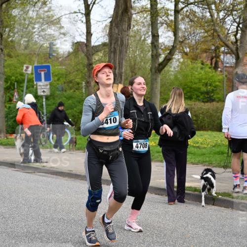 12.04.2026 - 45. Internationalen Wilhelmsburger Insellauf J. Mangold http://msf.ph/oto/9518094 12.04.2026 13:22:51 Ziel 2158, 5314, 4557, 2153, 5262, 4593, 4708, 3774, 4358, 5223, 3336, 3783, 3498, 3478, 4176, 5505, 3471 meine-sportfotos.de