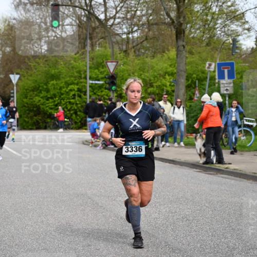 12.04.2026 - 45. Internationalen Wilhelmsburger Insellauf J. Mangold http://msf.ph/oto/9518136 12.04.2026 13:22:56 Ziel 5314, 4557, 2153, 5262, 4593, 4708, 3774, 4358, 5223, 3336, 3783, 3498, 3478, 3478, 4176, 5505, 3471, 3814, 2716, 3730 meine-sportfotos.de
