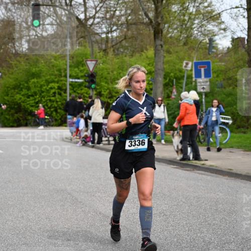 12.04.2026 - 45. Internationalen Wilhelmsburger Insellauf J. Mangold http://msf.ph/oto/9518139 12.04.2026 13:22:56 Ziel 5314, 4557, 2153, 5262, 4593, 4708, 3774, 4358, 5223, 3336, 3783, 3498, 3478, 3478, 4176, 5505, 3471, 3814, 2716, 3730 meine-sportfotos.de