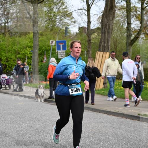 12.04.2026 - 45. Internationalen Wilhelmsburger Insellauf J. Mangold http://msf.ph/oto/9518197 12.04.2026 13:23:07 Ziel 2153, 5262, 4593, 4708, 3774, 4358, 5223, 3336, 3783, 3498, 3498, 3478, 4176, 5505, 3471, 3814, 2716, 2716, 3730, 3353, 2766, 5622 meine-sportfotos.de