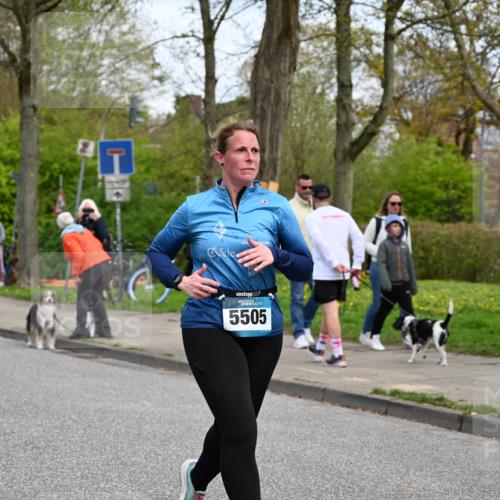 12.04.2026 - 45. Internationalen Wilhelmsburger Insellauf J. Mangold http://msf.ph/oto/9518201 12.04.2026 13:23:07 Ziel 2153, 5262, 4593, 4708, 3774, 4358, 5223, 3336, 3783, 3498, 3498, 3478, 4176, 5505, 3471, 3814, 2716, 2716, 3730, 3353, 2766, 5622 meine-sportfotos.de