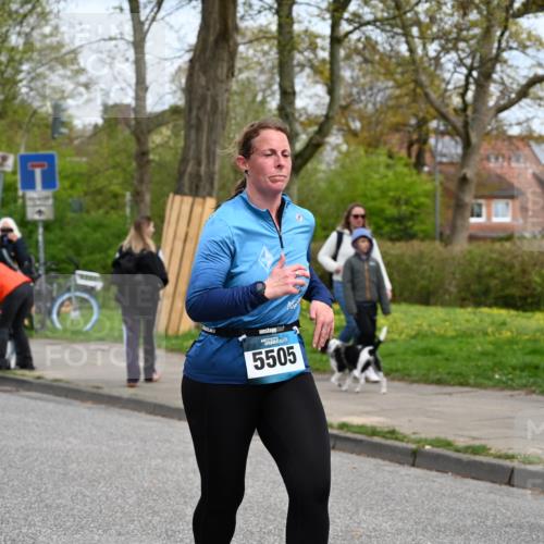 12.04.2026 - 45. Internationalen Wilhelmsburger Insellauf J. Mangold http://msf.ph/oto/9518204 12.04.2026 13:23:07 Ziel 2153, 5262, 4593, 4708, 3774, 4358, 5223, 3336, 3783, 3498, 3498, 3478, 4176, 5505, 3471, 3814, 2716, 2716, 3730, 3353, 2766, 5622 meine-sportfotos.de