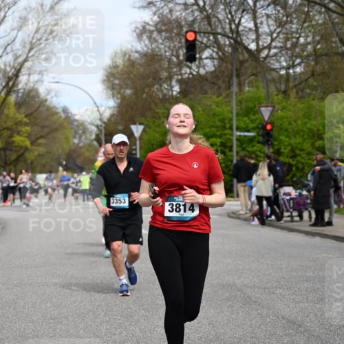 12.04.2026 - 45. Internationalen Wilhelmsburger Insellauf J. Mangold http://msf.ph/oto/9518210 12.04.2026 13:23:11 Ziel 4593, 4708, 3774, 4358, 5223, 3336, 3783, 3498, 3478, 4176, 4176, 5505, 3471, 3814, 2716, 3730, 3353, 2766, 5622, 3739 meine-sportfotos.de