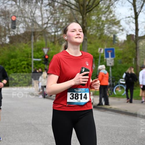 12.04.2026 - 45. Internationalen Wilhelmsburger Insellauf J. Mangold http://msf.ph/oto/9518221 12.04.2026 13:23:11 Ziel 4593, 4708, 3774, 4358, 5223, 3336, 3783, 3498, 3478, 4176, 4176, 5505, 3471, 3814, 2716, 3730, 3353, 2766, 5622, 3739 meine-sportfotos.de