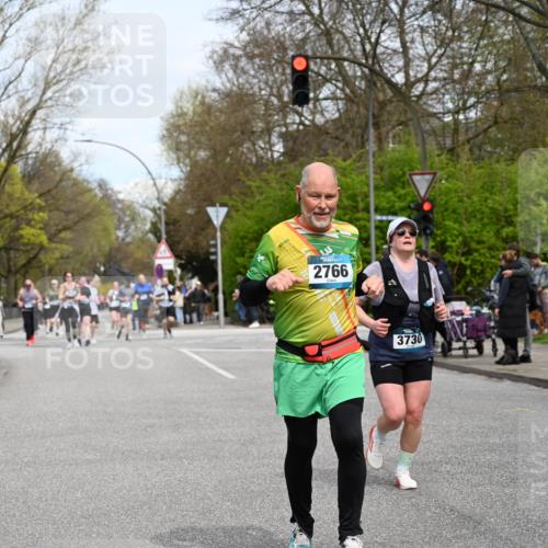 12.04.2026 - 45. Internationalen Wilhelmsburger Insellauf J. Mangold http://msf.ph/oto/9518242 12.04.2026 13:23:14 Ziel 4708, 3774, 4358, 5223, 3336, 3783, 3498, 3478, 4176, 5505, 3471, 3814, 2716, 3730, 3353, 2766, 5622, 3739, 5209, 5212, 2802 meine-sportfotos.de