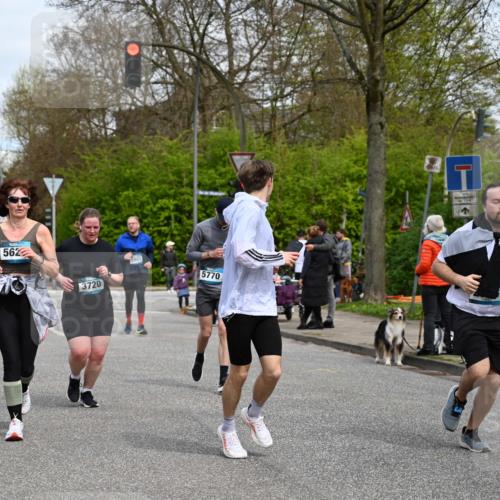 12.04.2026 - 45. Internationalen Wilhelmsburger Insellauf J. Mangold http://msf.ph/oto/9518274 12.04.2026 13:23:24 Ziel 5223, 3336, 3783, 3498, 3478, 4176, 5505, 3471, 3814, 2716, 3730, 3353, 2766, 5622, 3739, 5209, 5212, 5209, 5212, 2802, 2803, 3258, 3259, 4073, 4292, 4517, 3872 meine-sportfotos.de