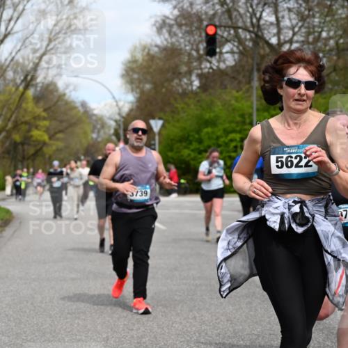 12.04.2026 - 45. Internationalen Wilhelmsburger Insellauf J. Mangold http://msf.ph/oto/9518291 12.04.2026 13:23:26 Ziel 5223, 3336, 3783, 3498, 3478, 4176, 5505, 3471, 3814, 2716, 3730, 3353, 2766, 5622, 3739, 5209, 5212, 2802, 2802, 2803, 3258, 3259, 4073, 4292, 4517, 3872, 5017 meine-sportfotos.de