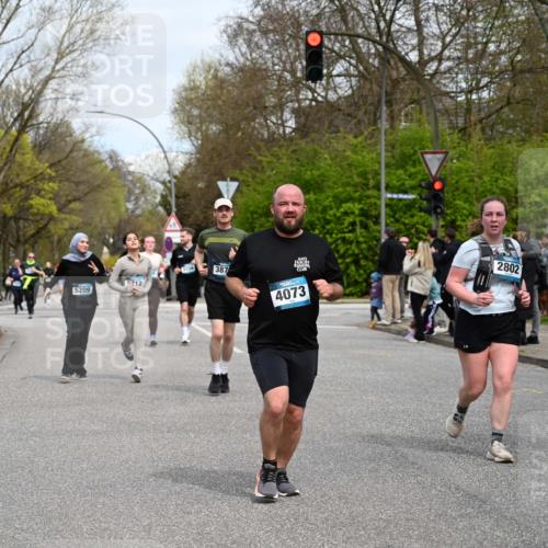 12.04.2026 - 45. Internationalen Wilhelmsburger Insellauf J. Mangold http://msf.ph/oto/9518312 12.04.2026 13:23:29 Ziel 3336, 3783, 3498, 3478, 4176, 5505, 3471, 3814, 2716, 3730, 3353, 2766, 5622, 3739, 5209, 5212, 2802, 2803, 3258, 3259, 4073, 4292, 4517, 3872, 5017, 3871 meine-sportfotos.de