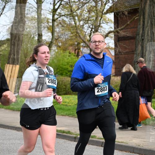 12.04.2026 - 45. Internationalen Wilhelmsburger Insellauf J. Mangold http://msf.ph/oto/9518332 12.04.2026 13:23:31 Ziel 3498, 3478, 4176, 5505, 3471, 3814, 2716, 3730, 3353, 2766, 5622, 5622, 3739, 5209, 5212, 2802, 2803, 3258, 3259, 4073, 4292, 4517, 3872, 5017, 3871, 5632, 4365, 3267, 2562 meine-sportfotos.de