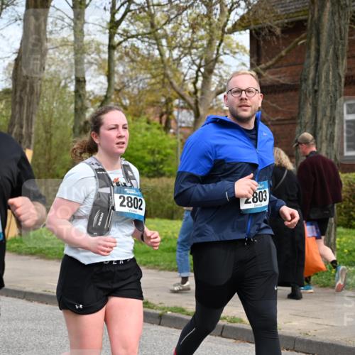 12.04.2026 - 45. Internationalen Wilhelmsburger Insellauf J. Mangold http://msf.ph/oto/9518333 12.04.2026 13:23:32 Ziel 3498, 3478, 4176, 5505, 3471, 3814, 2716, 3730, 3353, 2766, 5622, 3739, 5209, 5212, 2802, 2803, 3258, 3259, 4073, 4292, 4292, 4517, 3872, 5017, 3871, 5632, 4365, 3267, 2562 meine-sportfotos.de