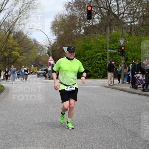 12.04.2026 - 45. Internationalen Wilhelmsburger Insellauf J. Mangold http://msf.ph/oto/9518500 12.04.2026 13:24:02 Ziel 2802, 2803, 3258, 3259, 4073, 4292, 4517, 3872, 5017, 3871, 5632, 4365, 3267, 2562, 5356, 5355, 4567, 2145, 3936, 4908, 4016, 2111, 2112, 2290 meine-sportfotos.de