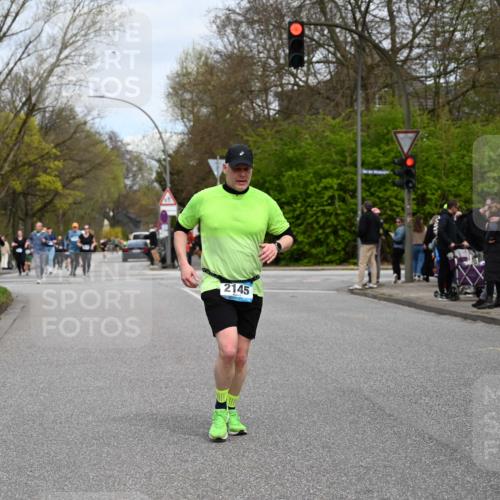 12.04.2026 - 45. Internationalen Wilhelmsburger Insellauf J. Mangold http://msf.ph/oto/9518501 12.04.2026 13:24:02 Ziel 2802, 2803, 3258, 3259, 4073, 4292, 4517, 3872, 5017, 3871, 5632, 4365, 3267, 2562, 5356, 5355, 4567, 2145, 3936, 4908, 4016, 2111, 2112, 2290 meine-sportfotos.de