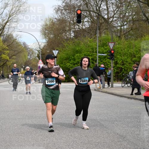 12.04.2026 - 45. Internationalen Wilhelmsburger Insellauf J. Mangold http://msf.ph/oto/9518568 12.04.2026 13:24:22 Ziel 5356, 5355, 4567, 2145, 3936, 4908, 4016, 4908, 4016, 2111, 2112, 2290, 4812, 2990, 2991, 2012, 5021, 4751, 2558, 2557 meine-sportfotos.de