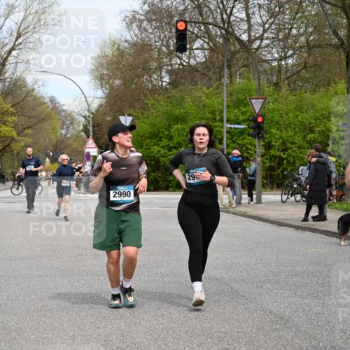 12.04.2026 - 45. Internationalen Wilhelmsburger Insellauf J. Mangold http://msf.ph/oto/9518570 12.04.2026 13:24:22 Ziel 5356, 5355, 4567, 2145, 3936, 4908, 4016, 4908, 4016, 2111, 2112, 2290, 4812, 2990, 2991, 2012, 5021, 4751, 2558, 2557 meine-sportfotos.de