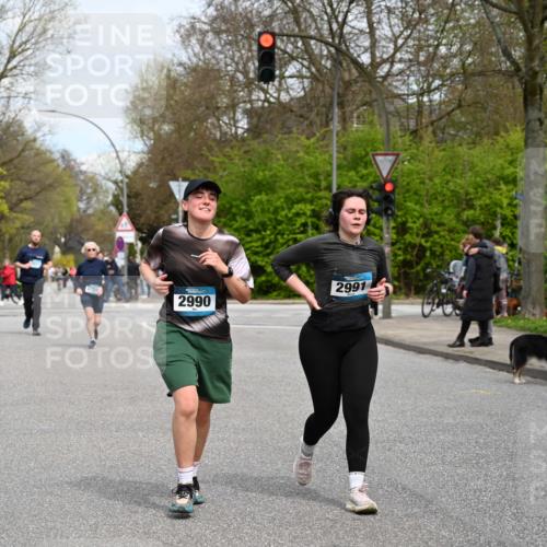 12.04.2026 - 45. Internationalen Wilhelmsburger Insellauf J. Mangold http://msf.ph/oto/9518575 12.04.2026 13:24:22 Ziel 5356, 5355, 4567, 2145, 3936, 4908, 4016, 4908, 4016, 2111, 2112, 2290, 4812, 2990, 2991, 2012, 5021, 4751, 2558, 2557 meine-sportfotos.de