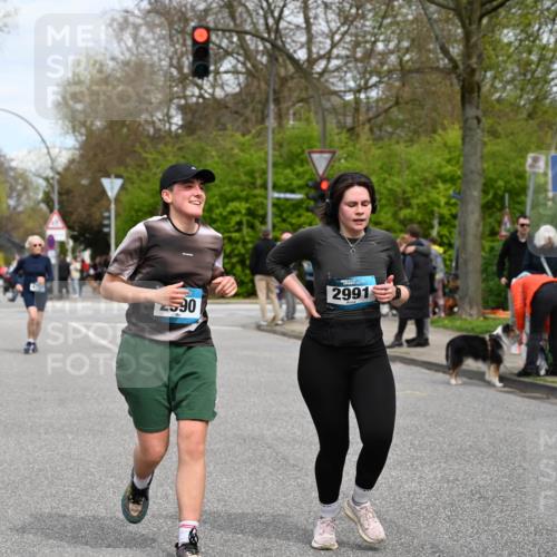 12.04.2026 - 45. Internationalen Wilhelmsburger Insellauf J. Mangold http://msf.ph/oto/9518581 12.04.2026 13:24:23 Ziel 4567, 2145, 3936, 4908, 4016, 2111, 2112, 2290, 4812, 2990, 2991, 2012, 5021, 4751, 2558, 2557 meine-sportfotos.de