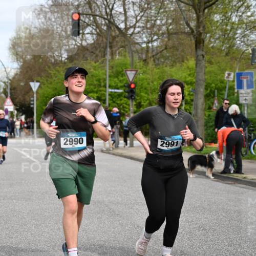 12.04.2026 - 45. Internationalen Wilhelmsburger Insellauf J. Mangold http://msf.ph/oto/9518584 12.04.2026 13:24:23 Ziel 4567, 2145, 3936, 4908, 4016, 2111, 2112, 2290, 4812, 2990, 2991, 2012, 5021, 4751, 2558, 2557 meine-sportfotos.de