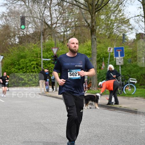 12.04.2026 - 45. Internationalen Wilhelmsburger Insellauf J. Mangold http://msf.ph/oto/9518617 12.04.2026 13:24:31 Ziel 4567, 2145, 3936, 4908, 4016, 2111, 2112, 2290, 4812, 2990, 2991, 2012, 2012, 5021, 4751, 2558, 2557 meine-sportfotos.de