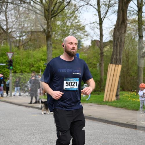 12.04.2026 - 45. Internationalen Wilhelmsburger Insellauf J. Mangold http://msf.ph/oto/9518625 12.04.2026 13:24:31 Ziel 4567, 2145, 3936, 4908, 4016, 2111, 2112, 2290, 4812, 2990, 2991, 2012, 2012, 5021, 4751, 2558, 2557 meine-sportfotos.de