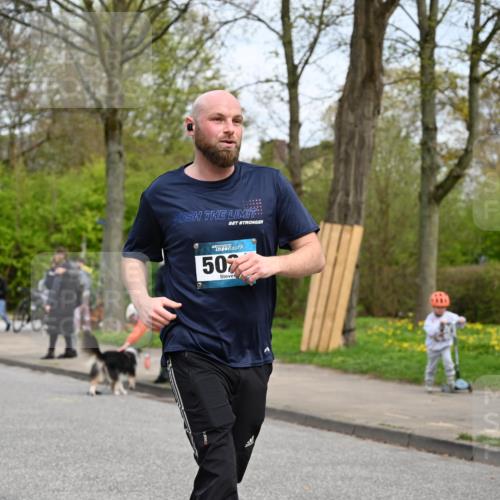 12.04.2026 - 45. Internationalen Wilhelmsburger Insellauf J. Mangold http://msf.ph/oto/9518627 12.04.2026 13:24:32 Ziel 4567, 2145, 3936, 4908, 4016, 2111, 2112, 2290, 4812, 2990, 2991, 2012, 5021, 4751, 2558, 2557, 2558, 2557 meine-sportfotos.de
