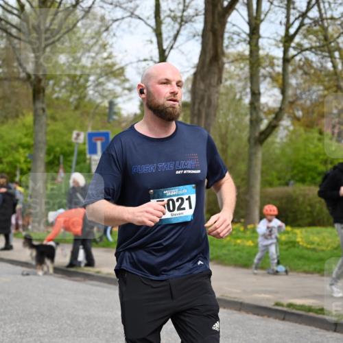 12.04.2026 - 45. Internationalen Wilhelmsburger Insellauf J. Mangold http://msf.ph/oto/9518630 12.04.2026 13:24:32 Ziel 4567, 2145, 3936, 4908, 4016, 2111, 2112, 2290, 4812, 2990, 2991, 2012, 5021, 4751, 2558, 2557, 2558, 2557 meine-sportfotos.de