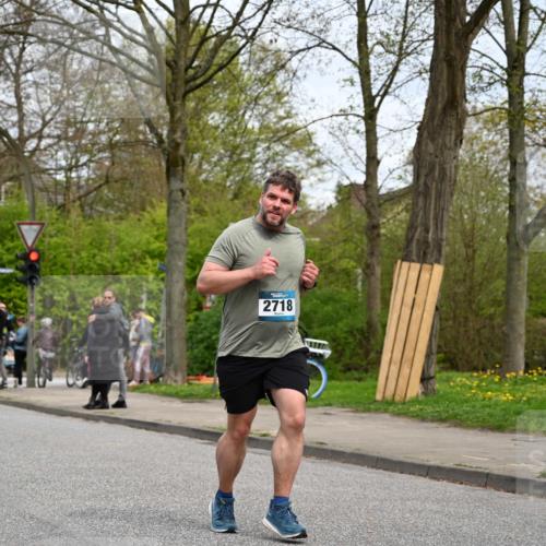 12.04.2026 - 45. Internationalen Wilhelmsburger Insellauf J. Mangold http://msf.ph/oto/9518684 12.04.2026 13:25:03 Ziel 5021, 4751, 2558, 2557, 2848, 2258, 2257, 2718, 5152, 5757 meine-sportfotos.de