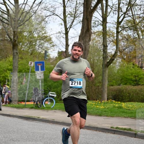 12.04.2026 - 45. Internationalen Wilhelmsburger Insellauf J. Mangold http://msf.ph/oto/9518691 12.04.2026 13:25:04 Ziel 5021, 4751, 2558, 2557, 2848, 2258, 2257, 2718, 5152, 5757, 3649 meine-sportfotos.de