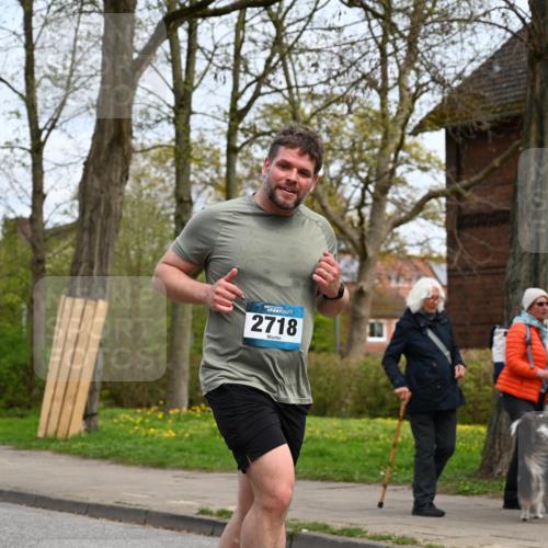 12.04.2026 - 45. Internationalen Wilhelmsburger Insellauf J. Mangold http://msf.ph/oto/9518698 12.04.2026 13:25:04 Ziel 5021, 4751, 2558, 2557, 2848, 2258, 2257, 2718, 5152, 5757, 3649 meine-sportfotos.de