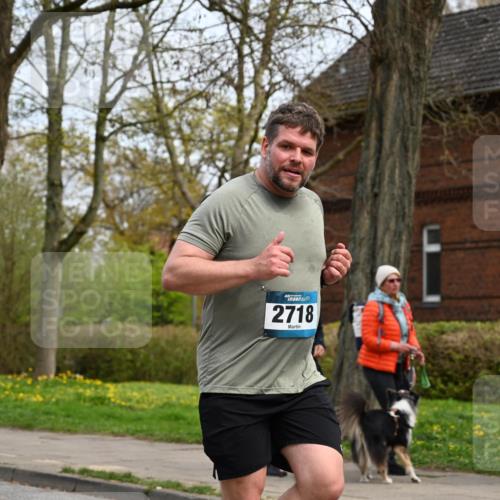 12.04.2026 - 45. Internationalen Wilhelmsburger Insellauf J. Mangold http://msf.ph/oto/9518702 12.04.2026 13:25:05 Ziel 5021, 4751, 2558, 2557, 2848, 2258, 2257, 2718, 5152, 5757, 3649 meine-sportfotos.de