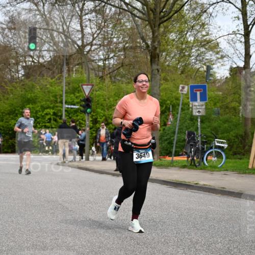 12.04.2026 - 45. Internationalen Wilhelmsburger Insellauf J. Mangold http://msf.ph/oto/9518724 12.04.2026 13:25:19 Ziel 2848, 2258, 2257, 2718, 5152, 5757, 3649, 4604, 4604, 4790, 2717, 4431, 3023, 3024 meine-sportfotos.de